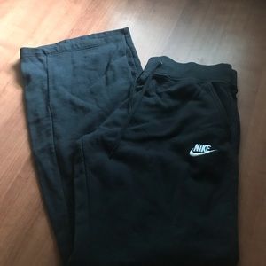 Nike Relaxed Fleece pants